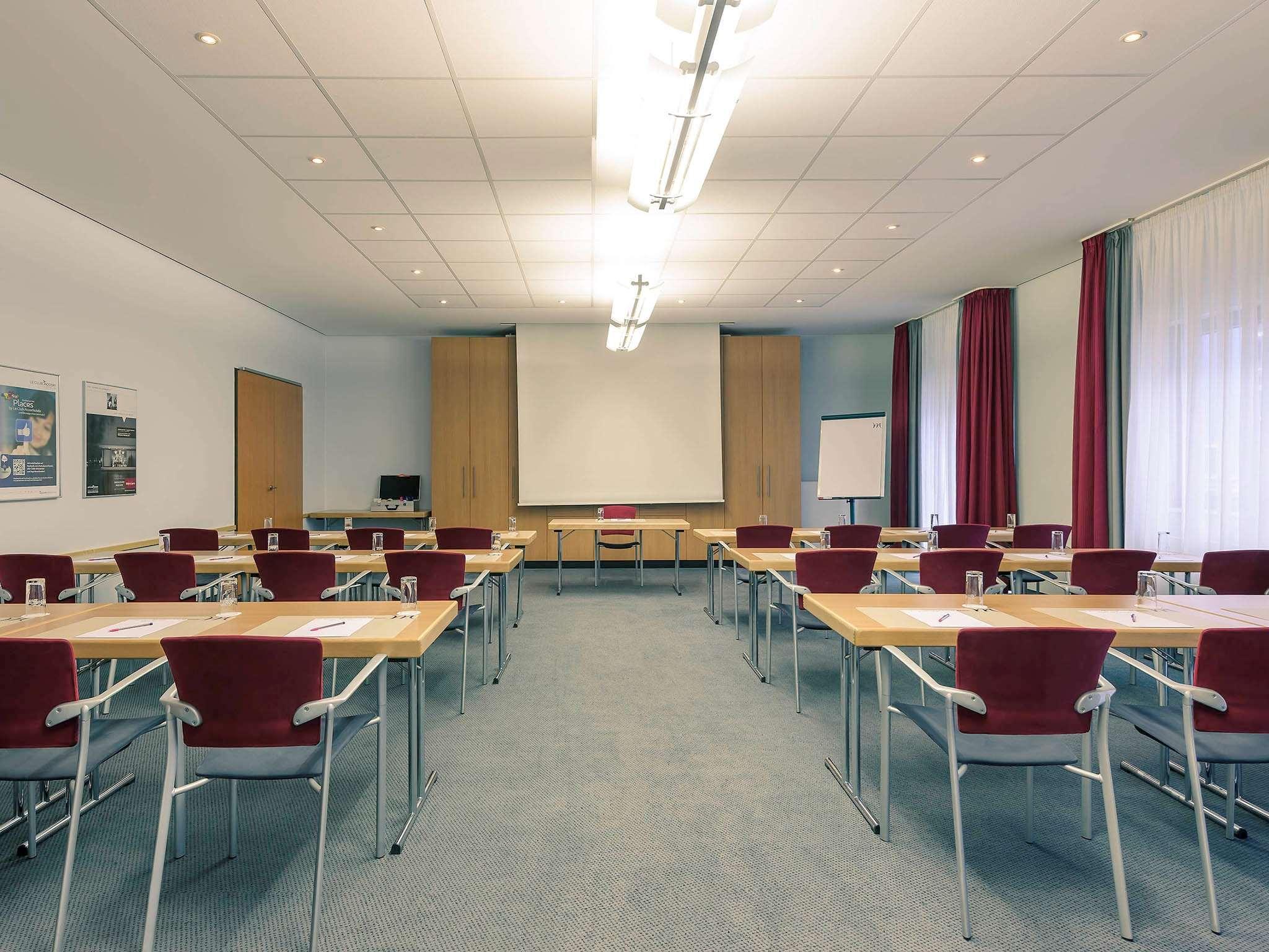 Mercure Hotel Frankfurt Eschborn Sued Esterno foto