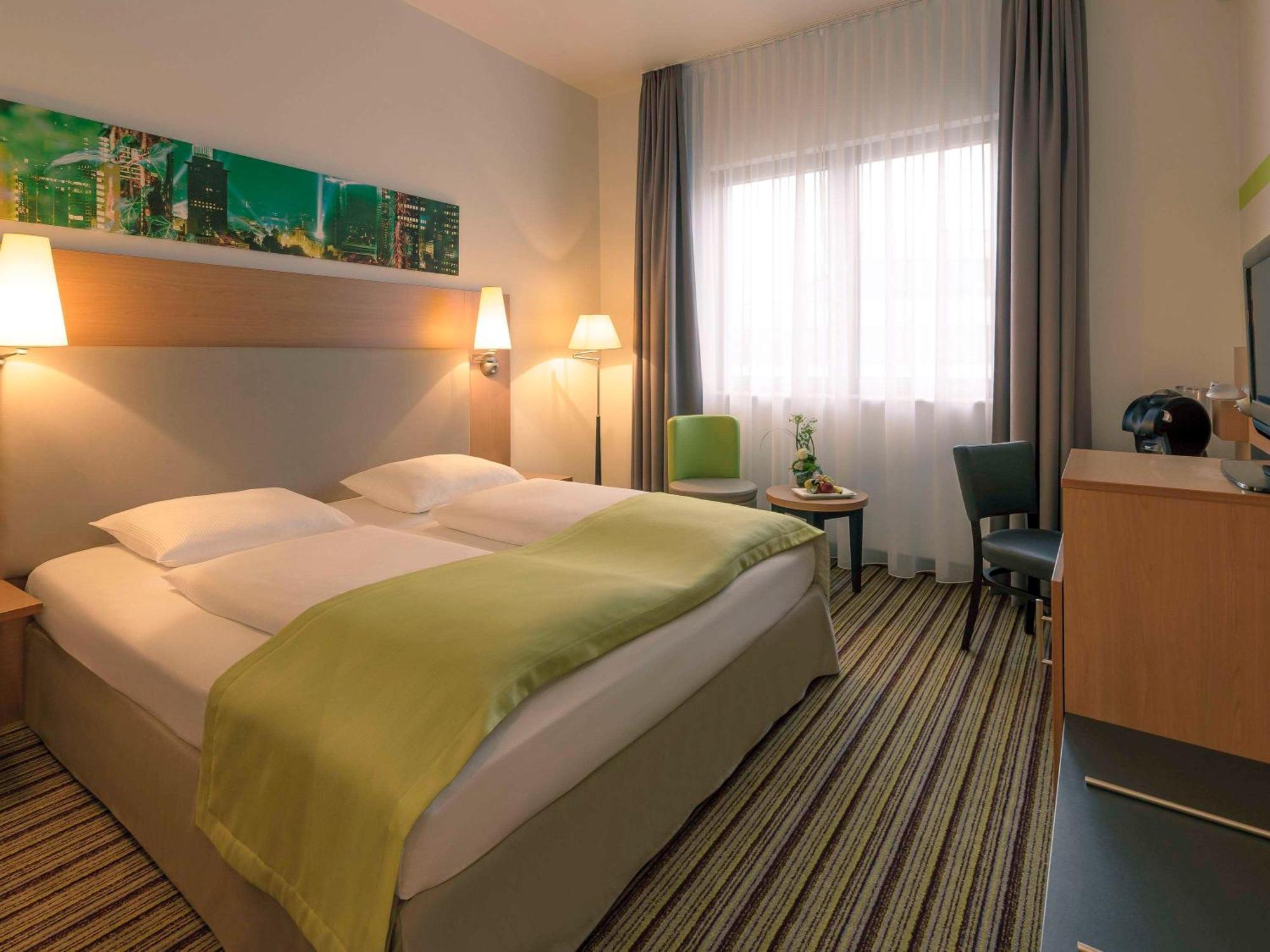 Mercure Hotel Frankfurt Eschborn Sued Esterno foto